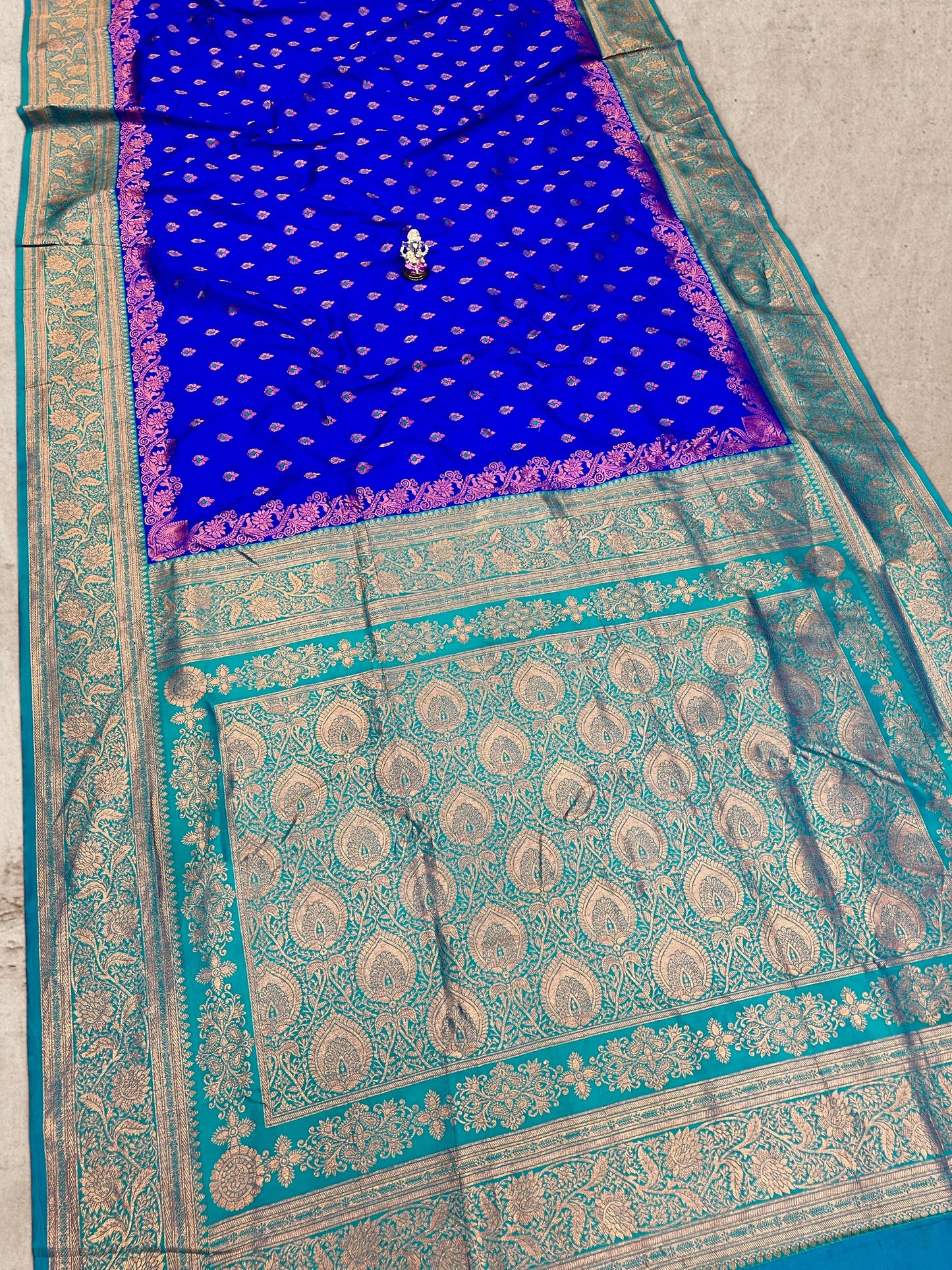 Kanjiwaram paithani