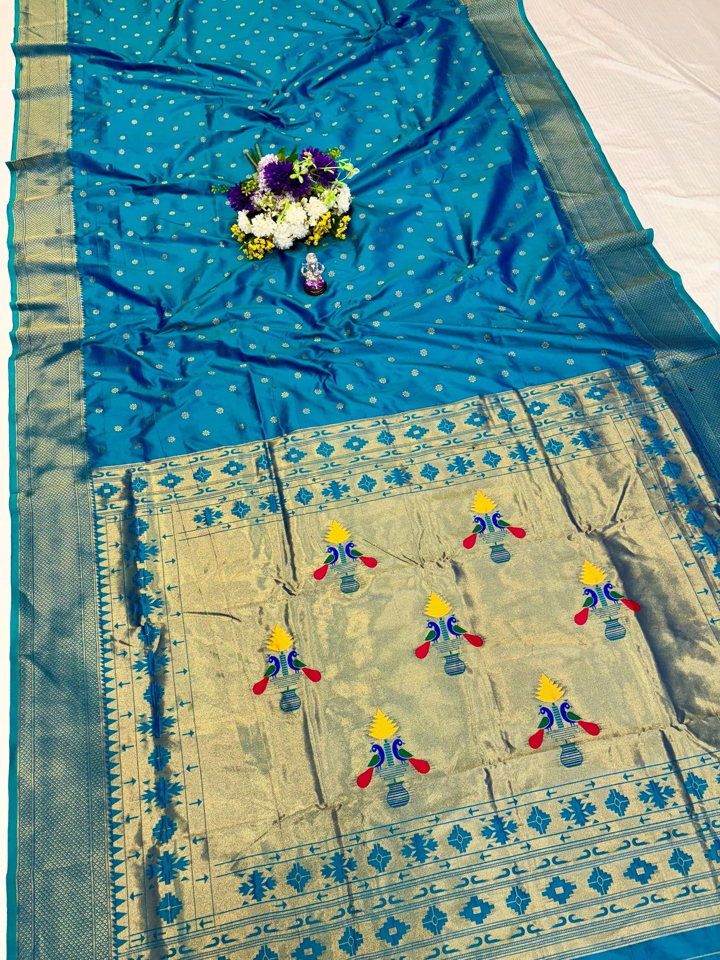 YEOLA KALANJALI PAITHANI