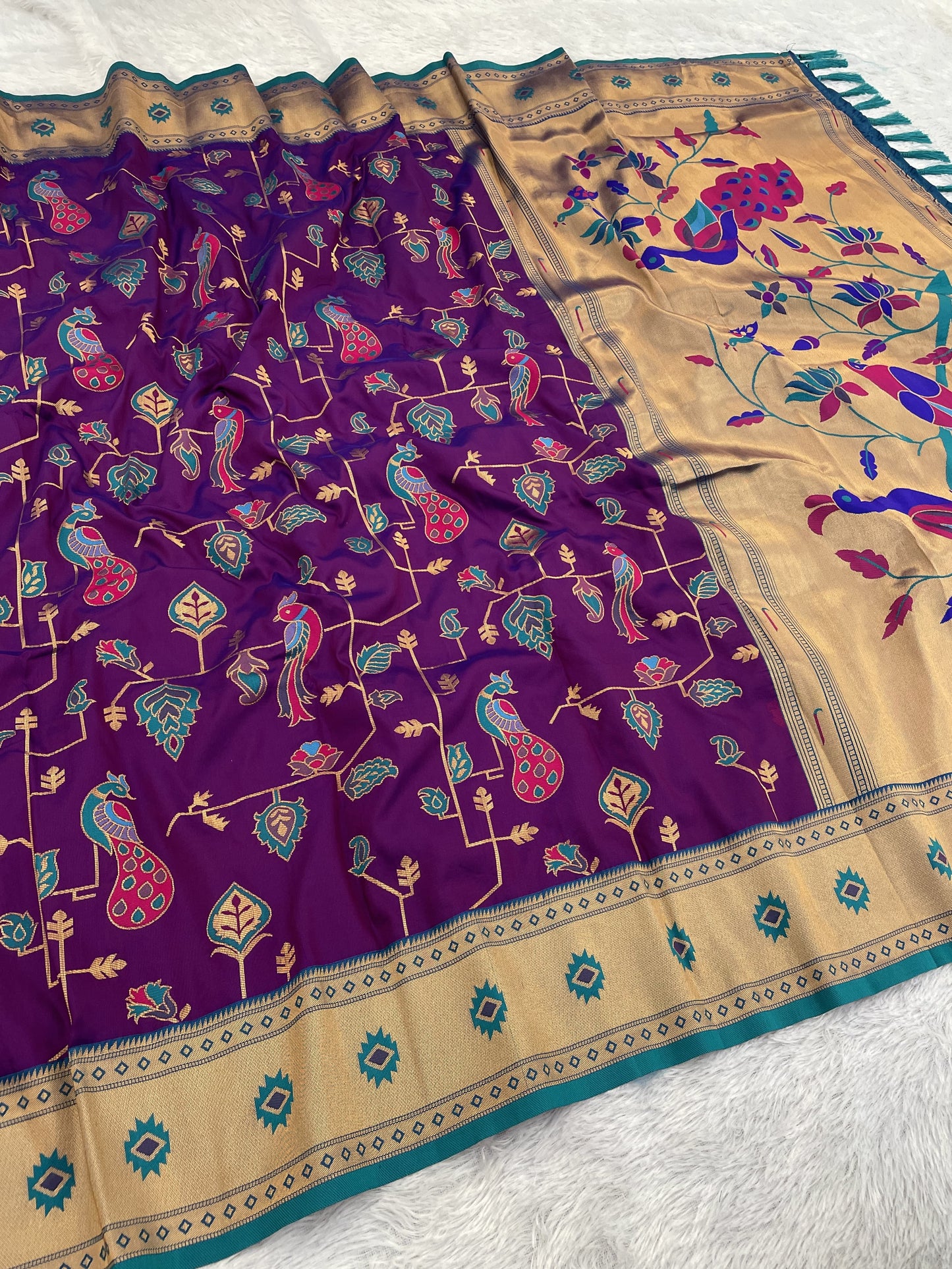 PEACOCK JAAL PAITHANI