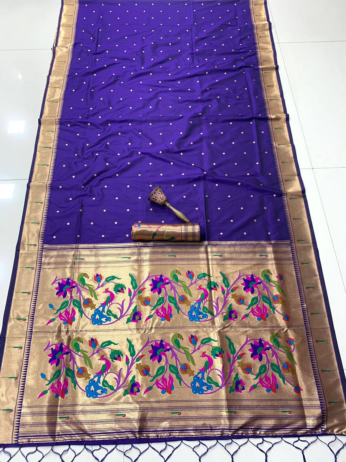 Tanisha Gold Zari Paithani
