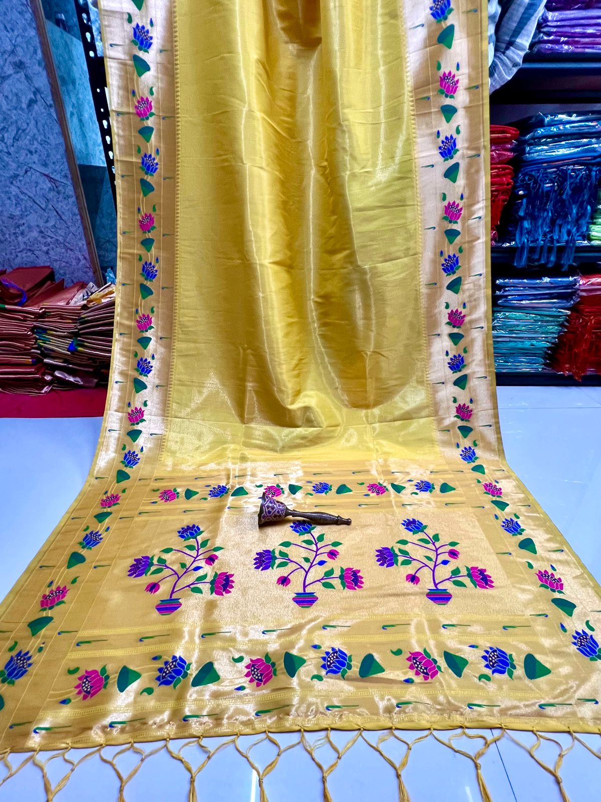 AMRAPALI TISSUE PAITHANI